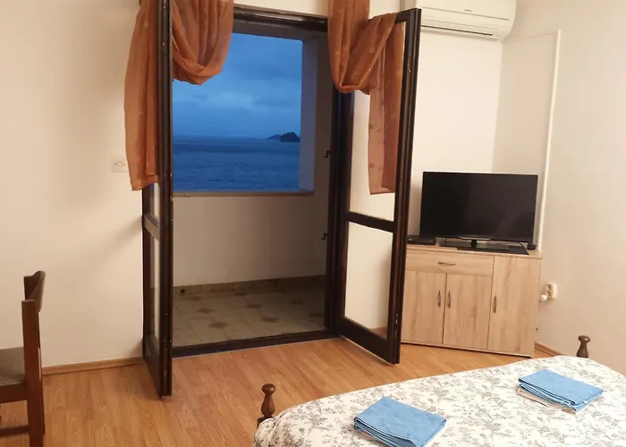 Apartments \
